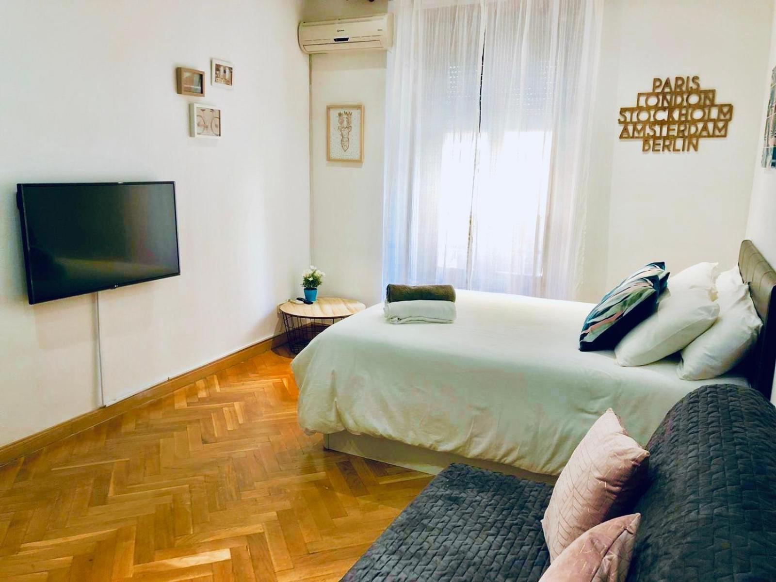 Gran Via Chueca Apartamentos Noxi Madrid Exterior photo